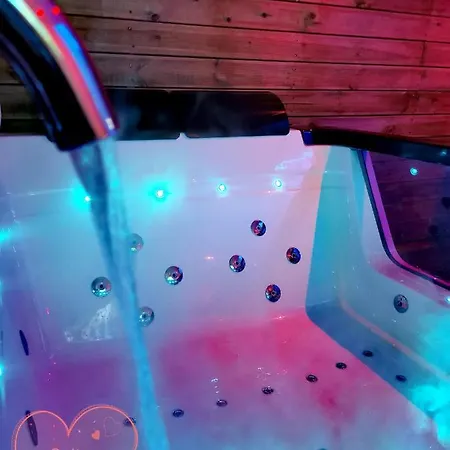 Rum i privatbostad Lovely *