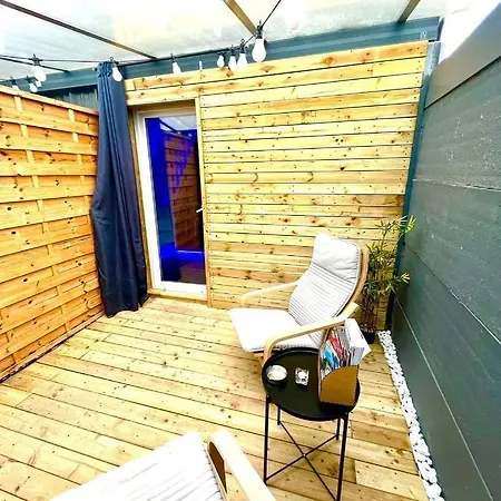 Lovely Rum i privatbostad Neuf-Mesnil