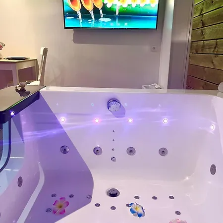 Lovely * Neuf-Mesnil